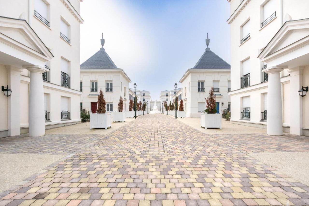 Le Celeste By Plaza Serris Kültér fotó